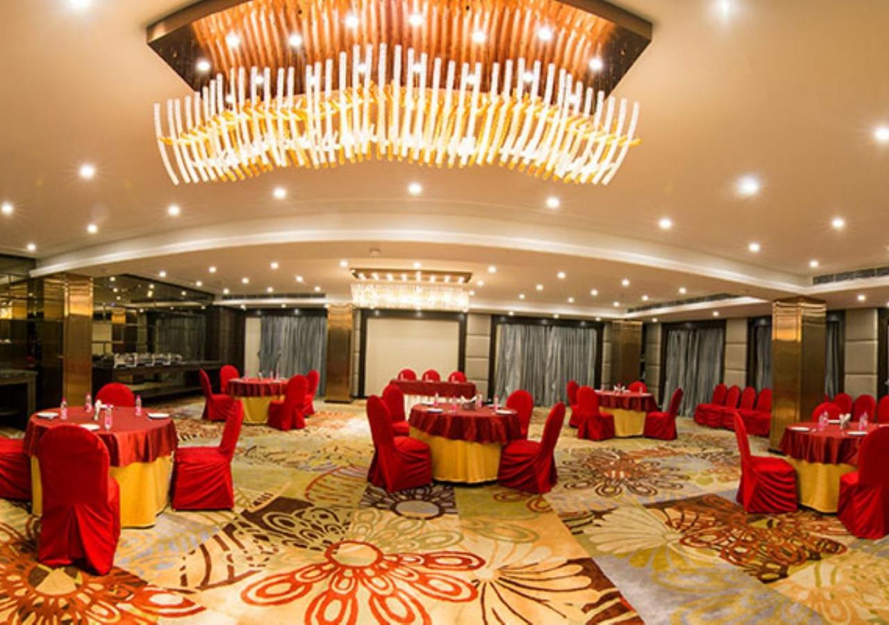The India Benares Hotel Exterior foto