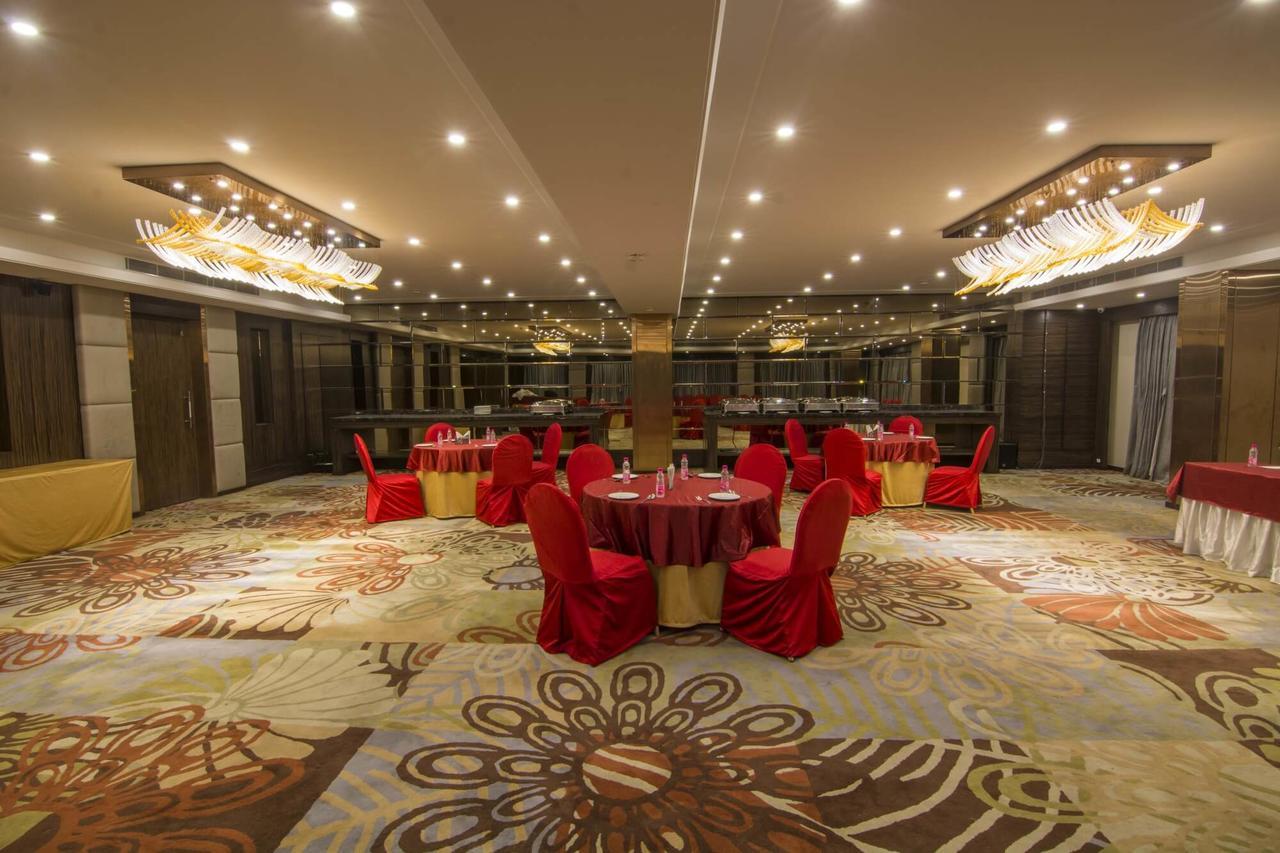 The India Benares Hotel Exterior foto